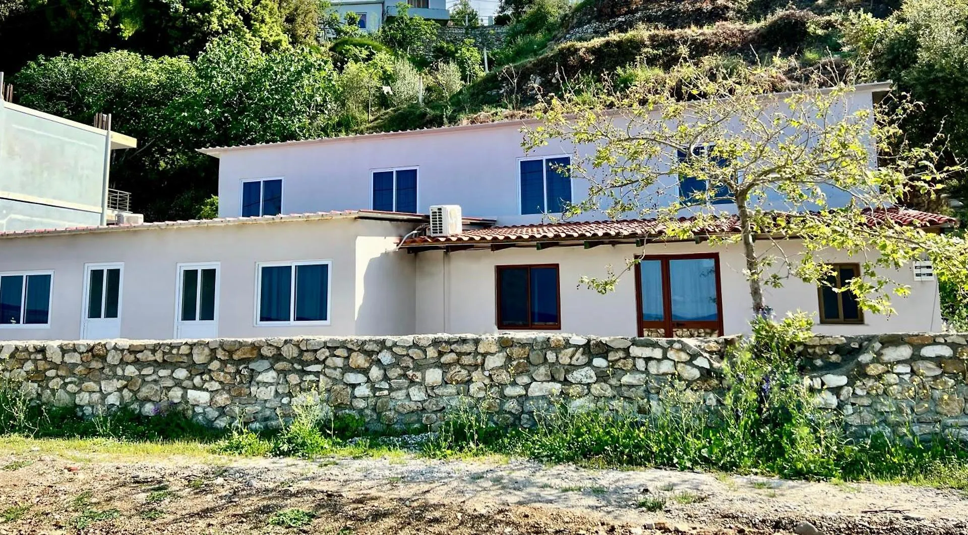 Villa Kate Borsh Albania